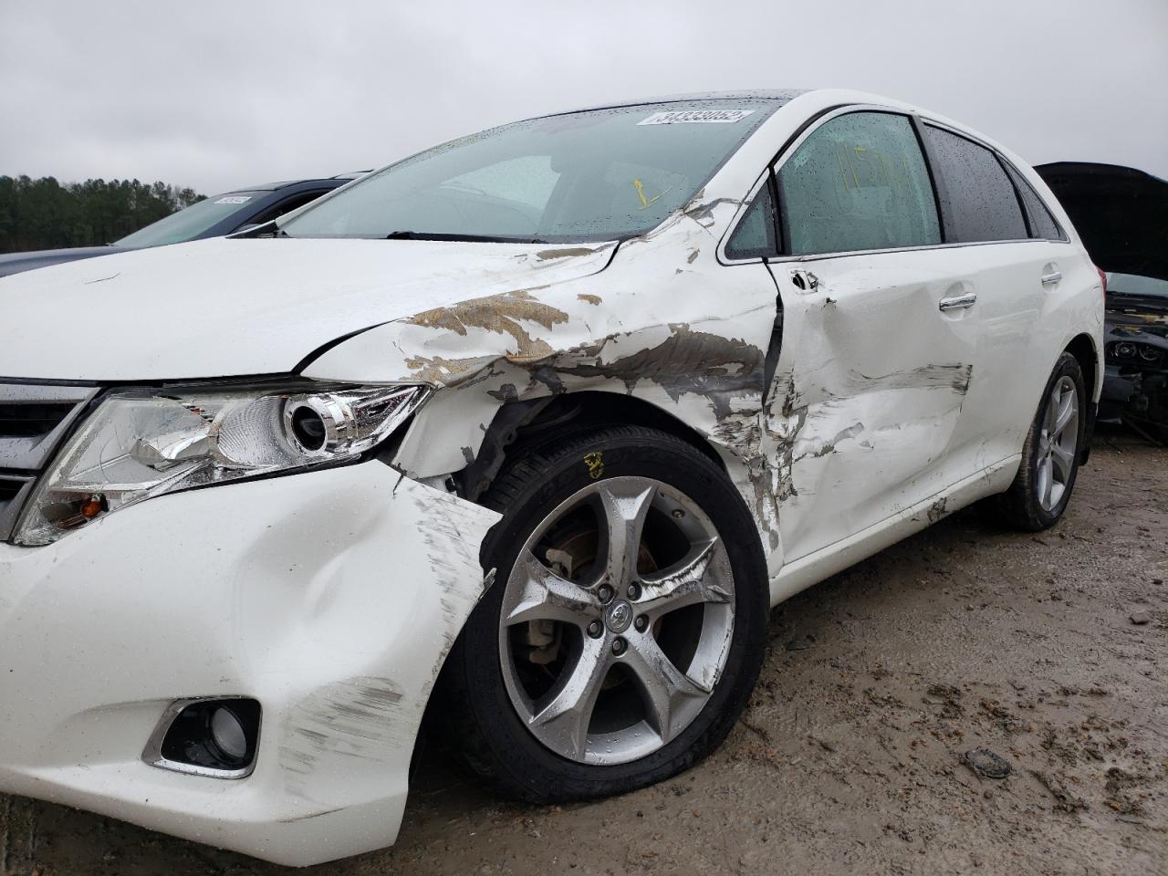 Photo 9 from auction – 2014 TOYOTA VENZA LE with VIN 4T3ZK3BB4EU069231