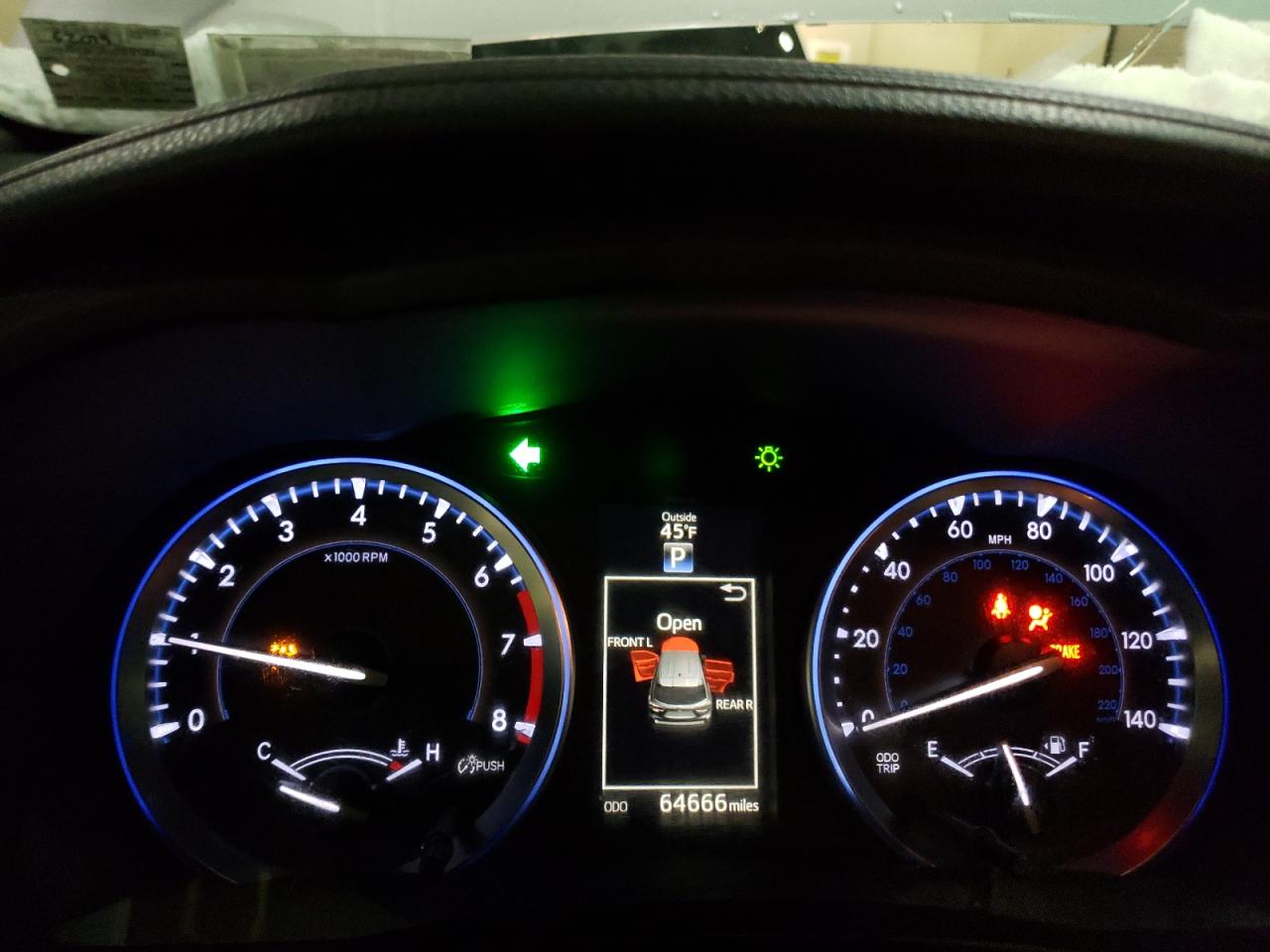 Photo 8 from auction – 2016 TOYOTA HIGHLANDER with VIN 5TDJKRFH2GS295495