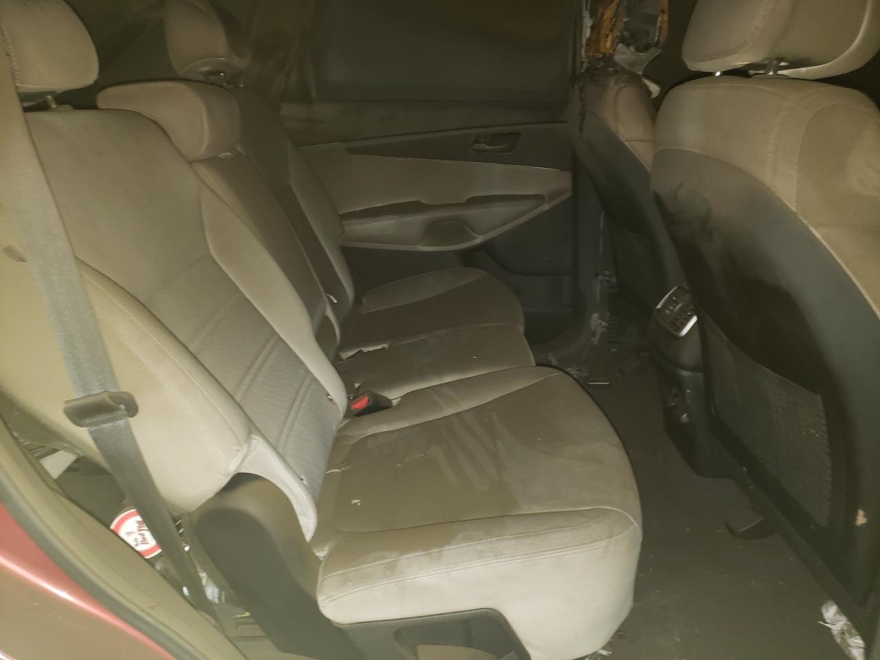 Photo 6 from auction – 2016 KIA SORENTO LX with VIN 5XYPGDA35GG068762