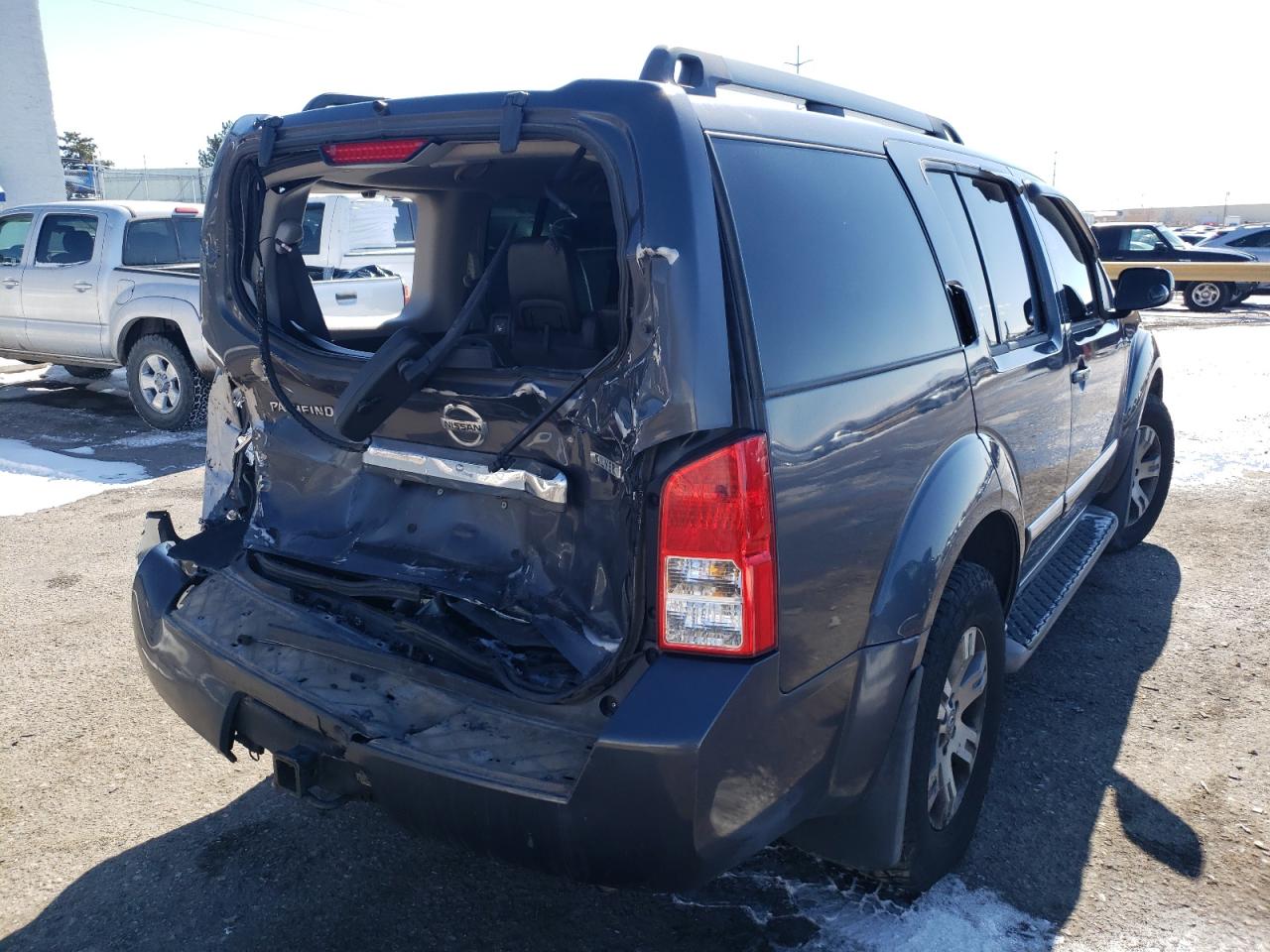 Photo 4 from auction – 2012 NISSAN PATHFINDER with VIN 5N1AR1NN1CC612971