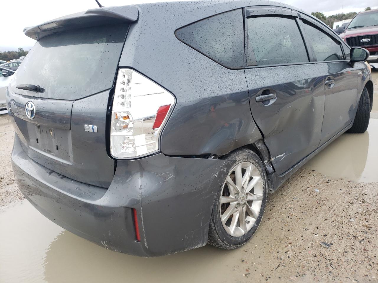 Photo 9 from auction – 2012 TOYOTA PRIUS V with VIN JTDZN3EU1C3082085
