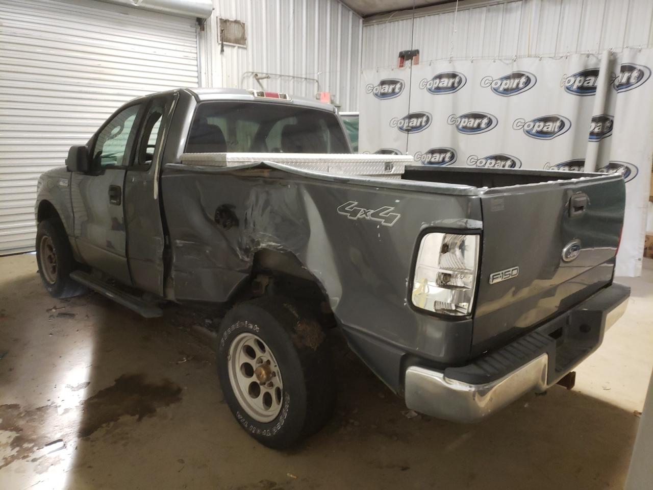 Photo 3 from auction – 2004 FORD F150 with VIN 1FTRF14W44NB61552