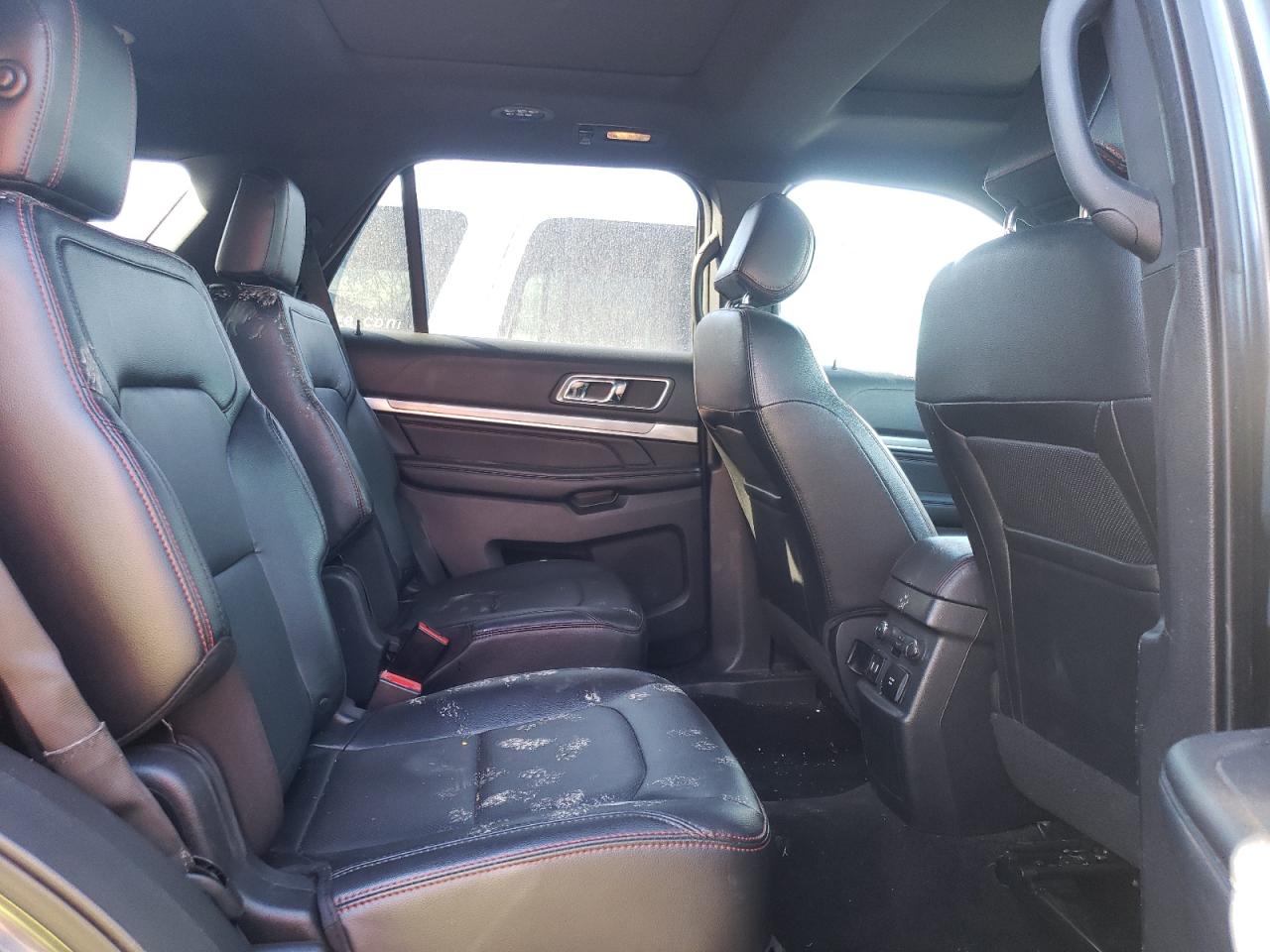 Photo 6 from auction – 2016 FORD EXPLORER S with VIN 1FM5K8GT1GGB31966