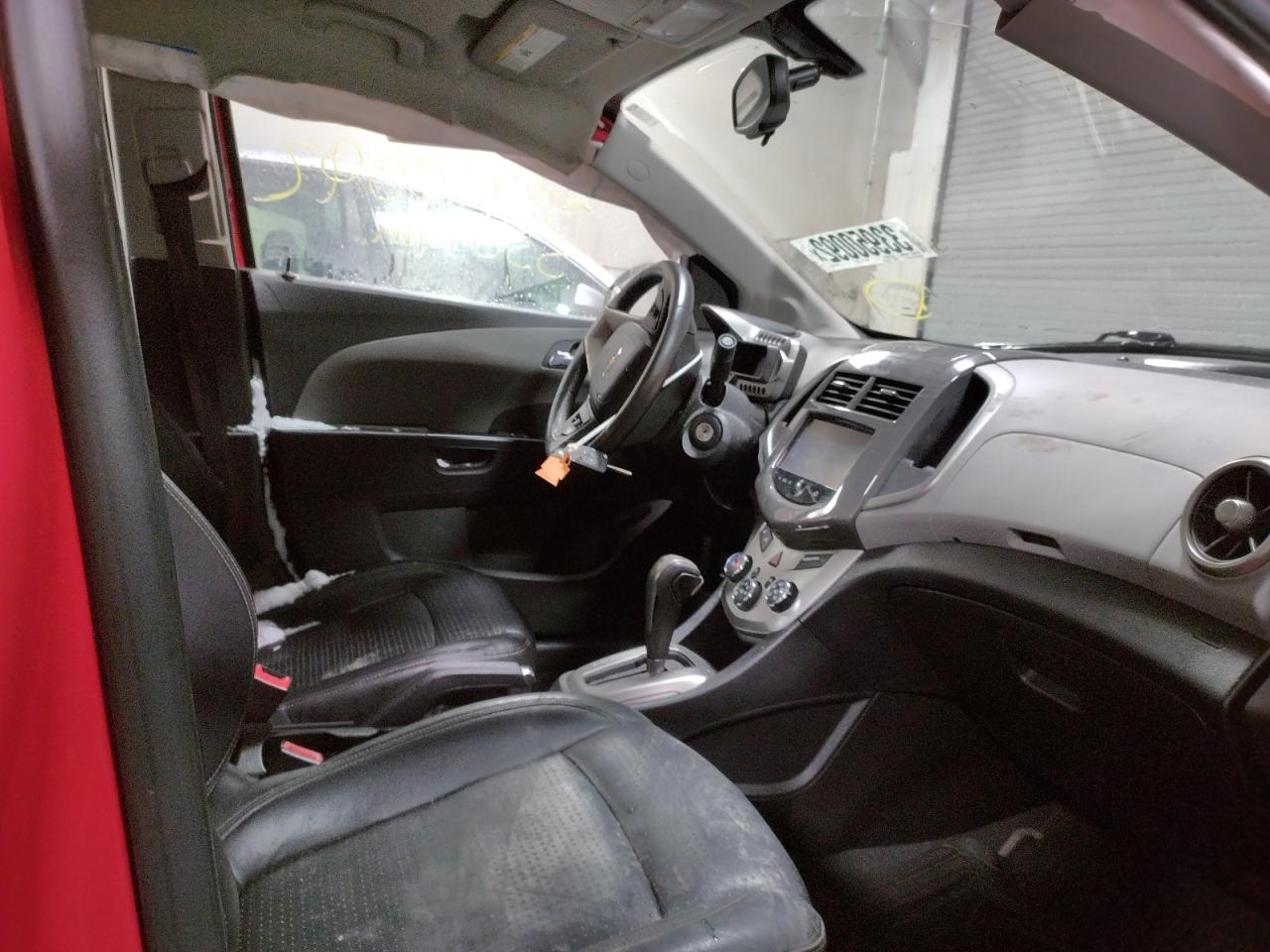 Photo 5 from auction – 2016 CHEVROLET SONIC LTZ with VIN 1G1JE5SB7G4142777