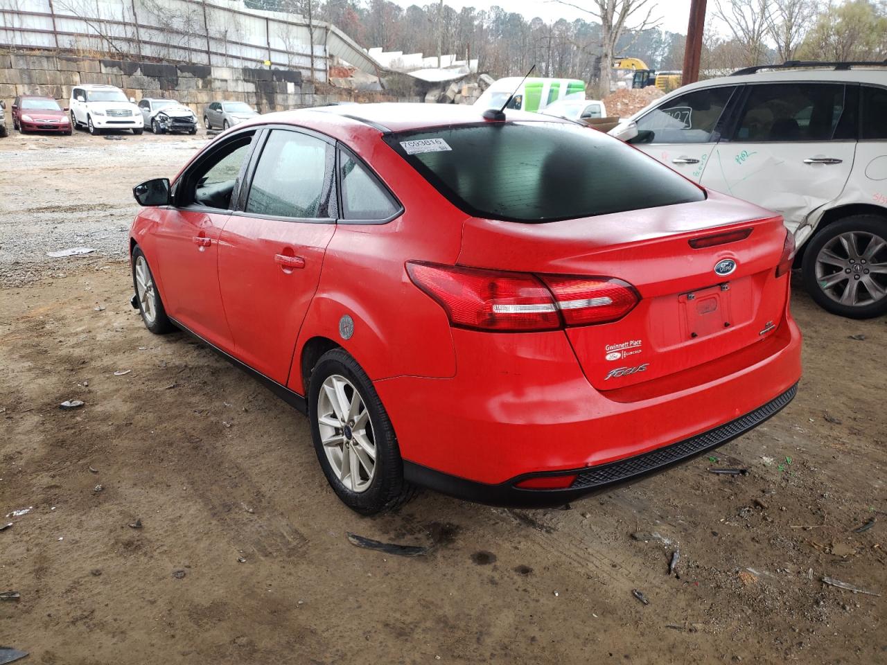Photo 3 from auction – 2015 FORD FOCUS SE with VIN 1FADP3F22FL335524