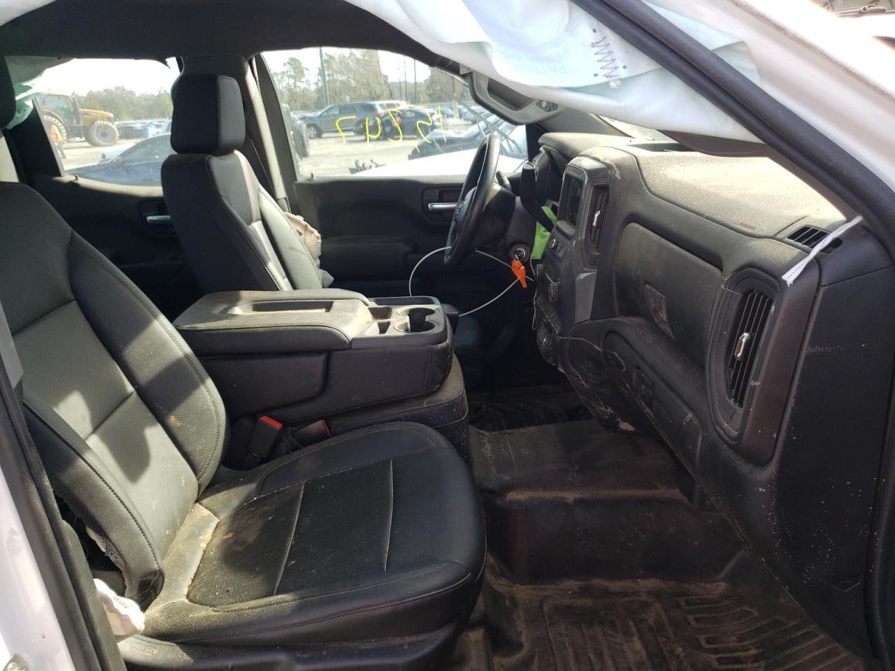 Photo 5 from auction – 2019 CHEVROLET SILVERADO with VIN 1GCRWAEH0KZ290278