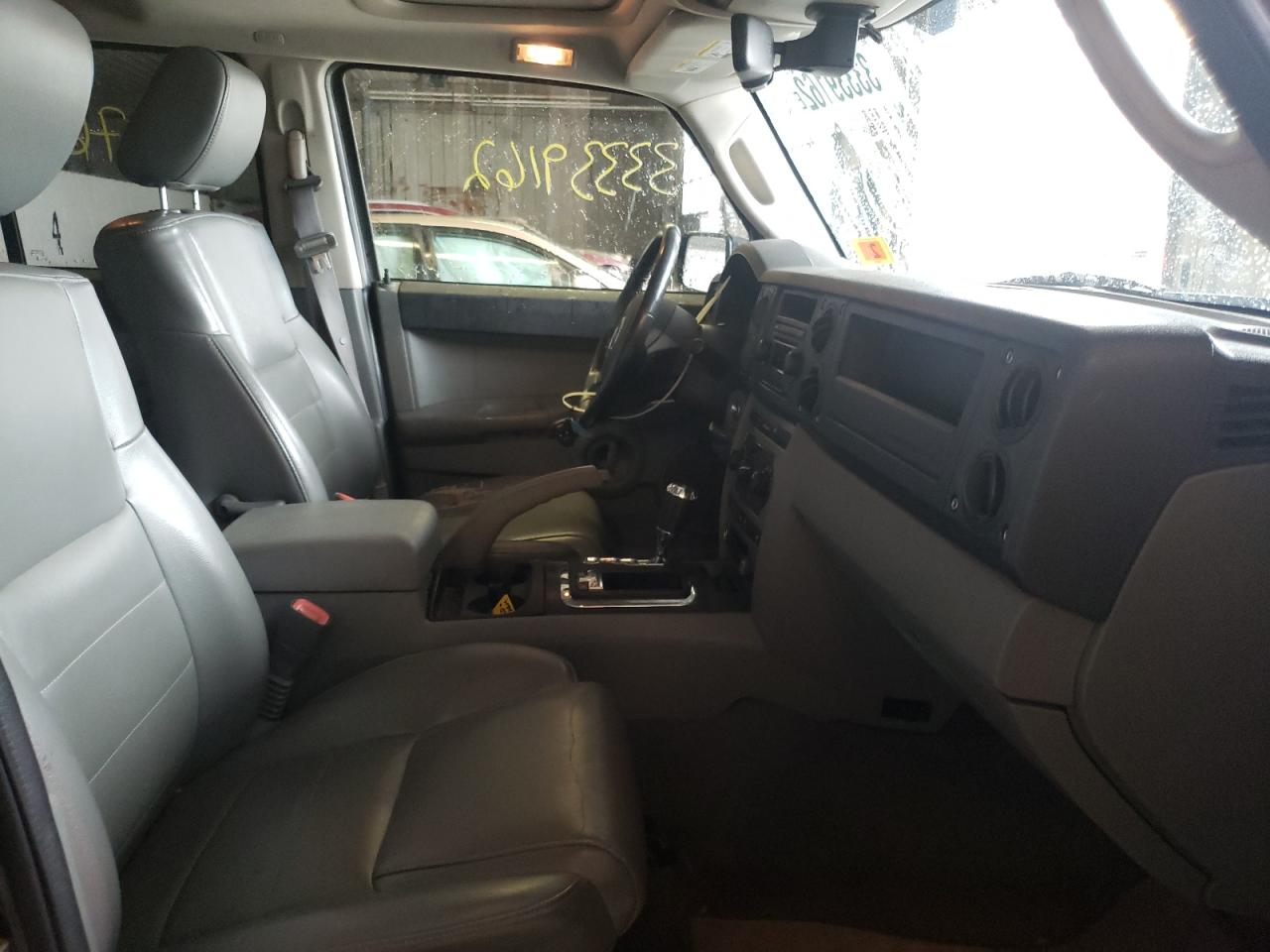 Photo 5 from auction – 2006 JEEP COMMANDER with VIN 1J8HG48N86C285522