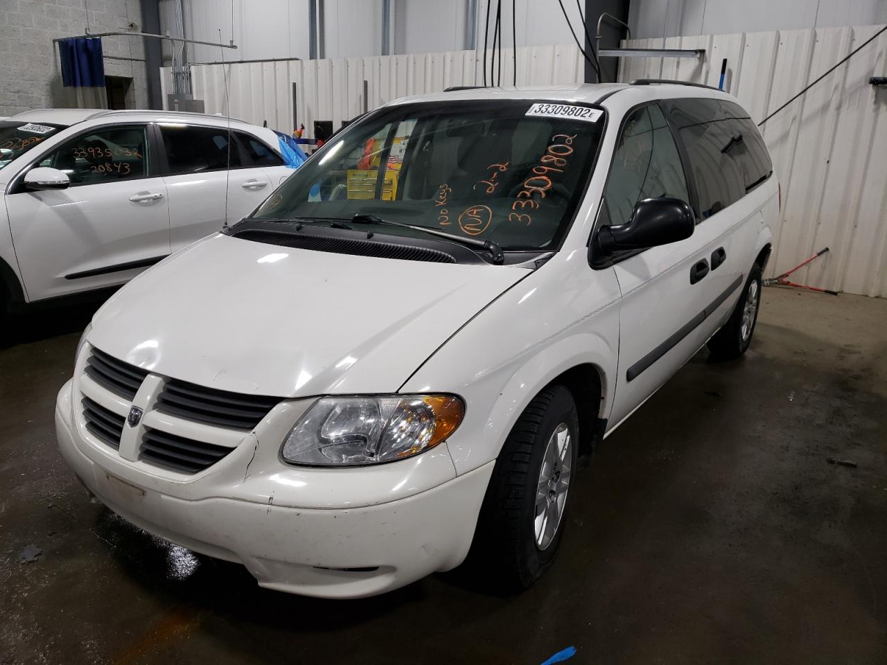 Photo 2 from auction – 2007 DODGE GRAND CARA with VIN 1D4GP24R57B263200