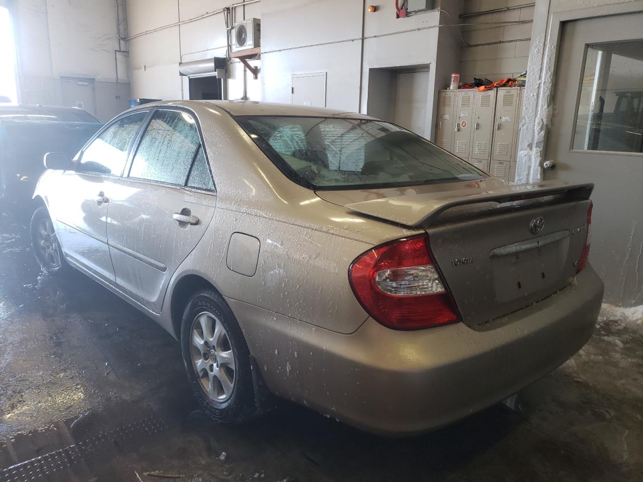 Photo 3 from auction – 2003 TOYOTA CAMRAY with VIN JTDBF32K130104198