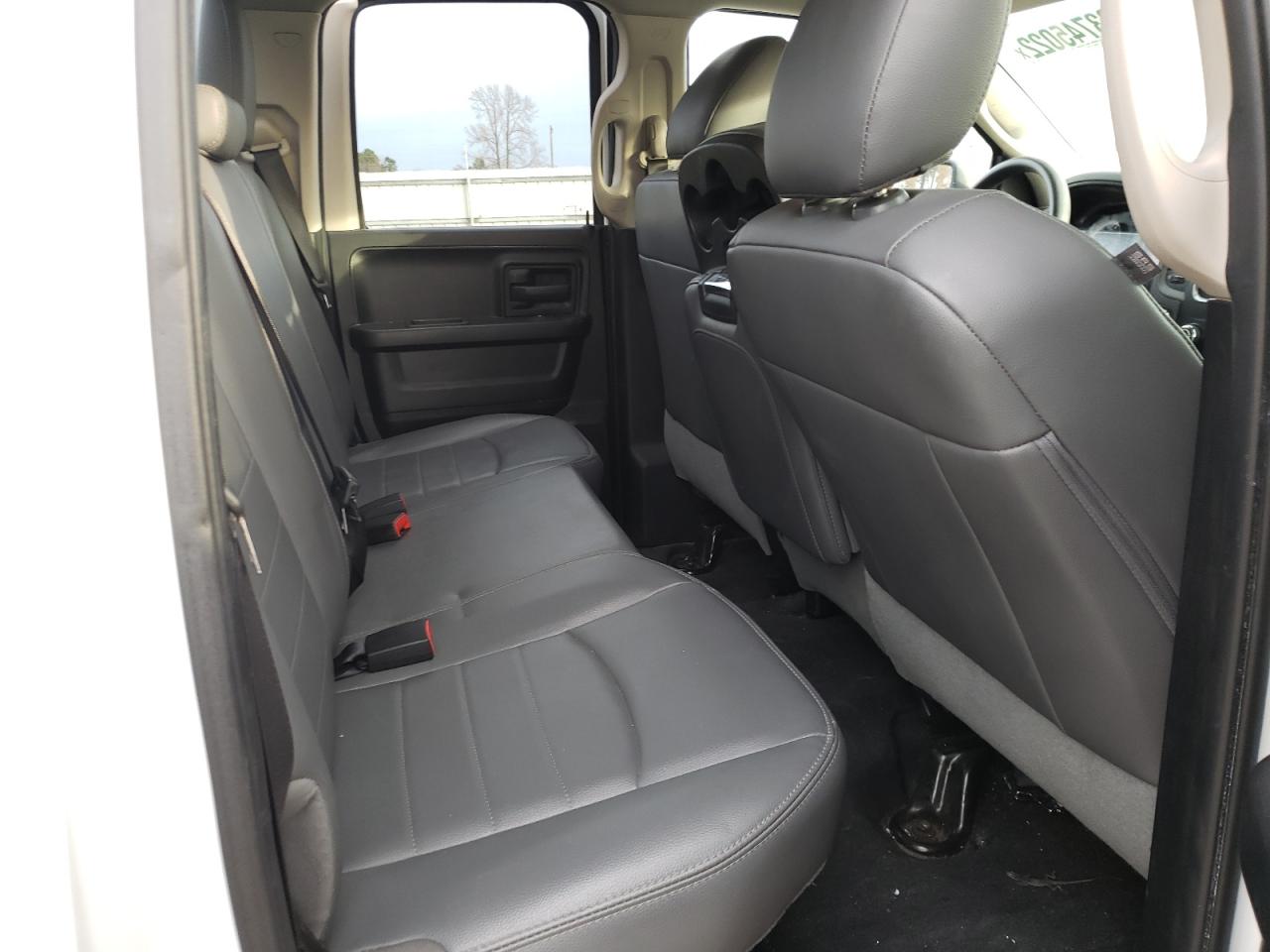 Photo 6 from auction – 2018 RAM 1500 ST with VIN 1C6RR6FG2JS219494
