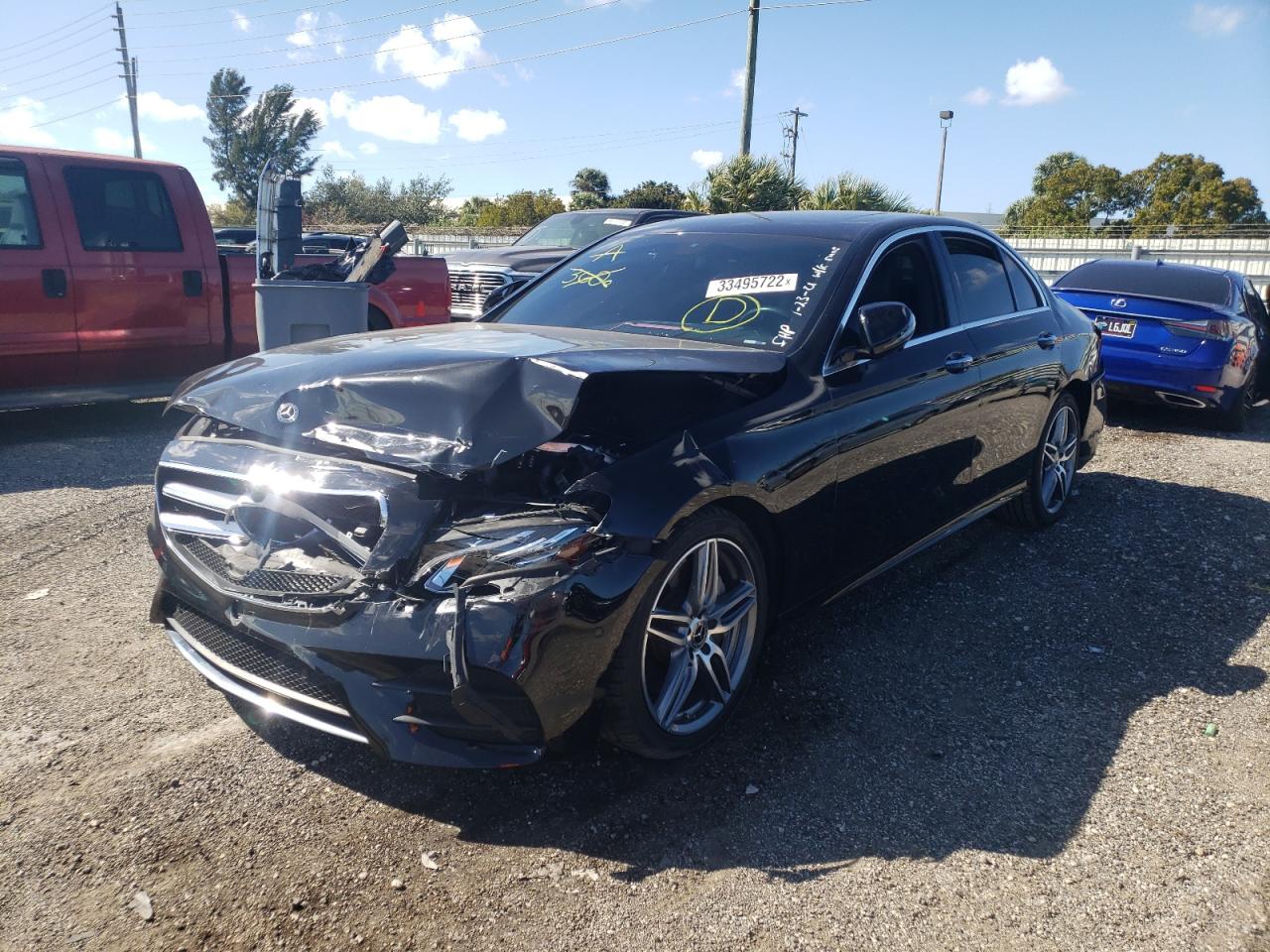 Photo 2 from auction – 2019 MERCEDES-BENZ E 300 with VIN WDDZF4JB9KA567341