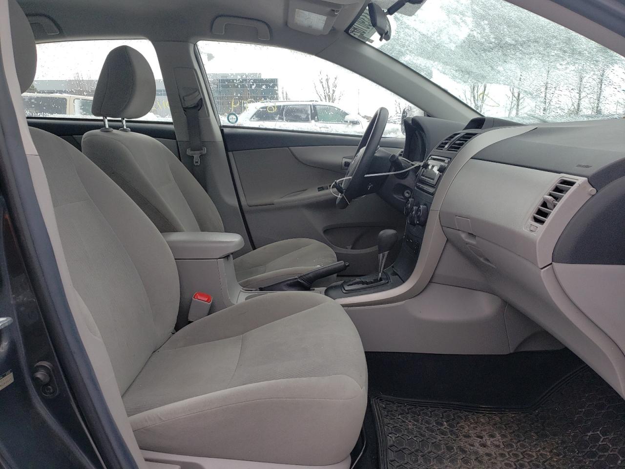 Photo 5 from auction – 2013 TOYOTA COROLLA BA with VIN 2T1BU4EE7DC015728