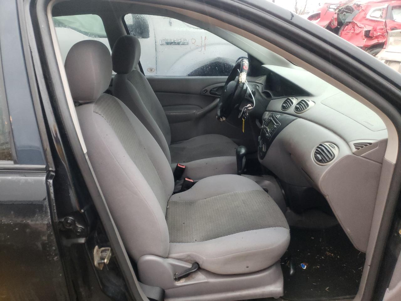 Photo 5 from auction – 2004 FORD FOCUS SE C with VIN 1FAFP34364W202961