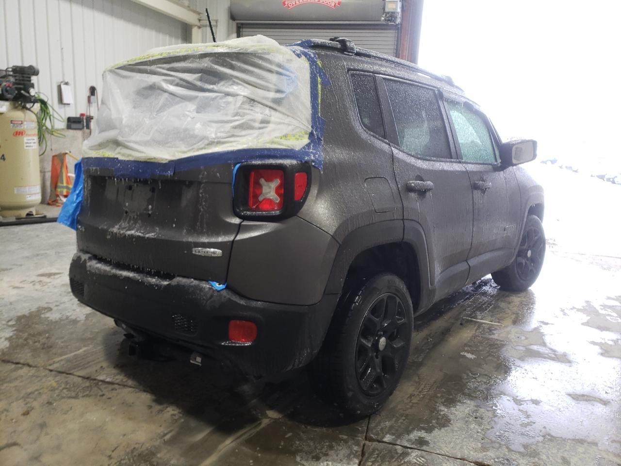 Photo 4 from auction – 2016 JEEP RENEGADE L with VIN ZACCJBBT5GPD56283