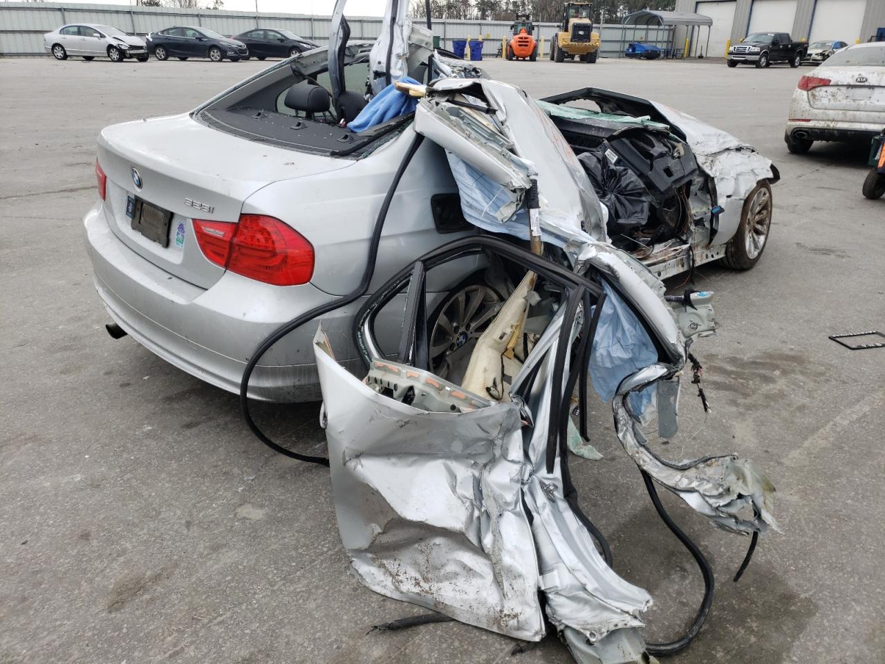 Photo 4 from auction – 2011 BMW 328 I with VIN WBAPH7C55BE683615