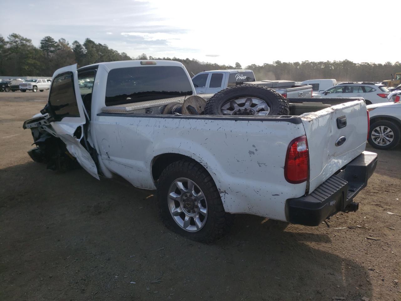 Photo 3 from auction – 2008 FORD F250 SUPER with VIN 1FTNF205X8EC04413