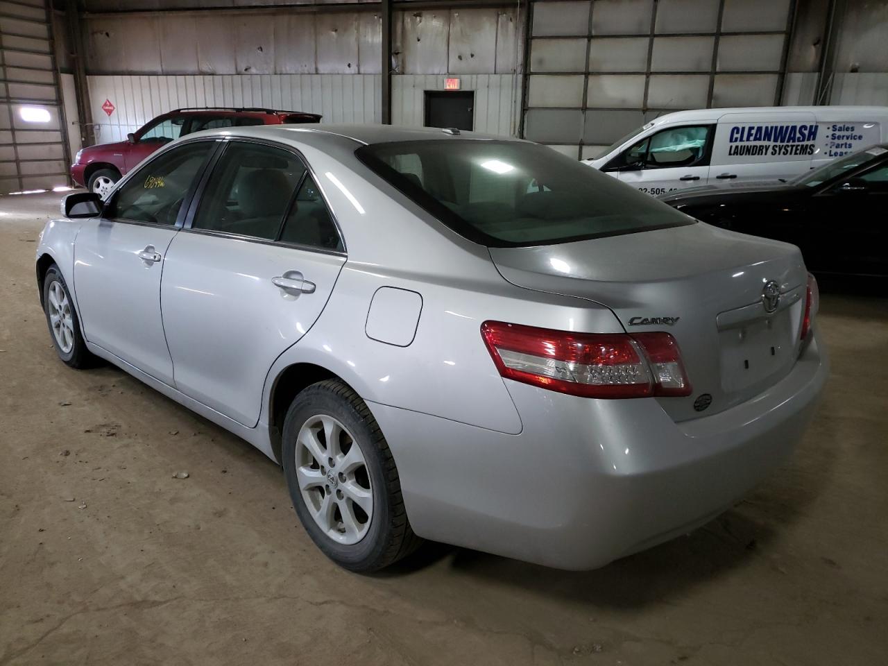Photo 3 from auction – 2011 TOYOTA CAMRY BASE with VIN 4T1BF3EK7BU699508