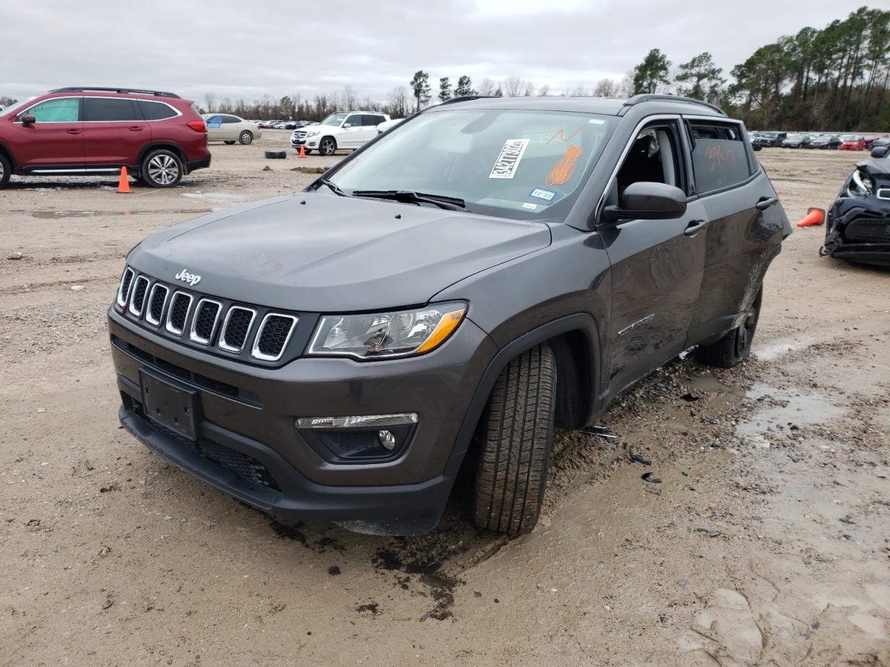 Photo 2 from auction – 2020 JEEP COMPASS LA with VIN 3C4NJCBB4LT141678