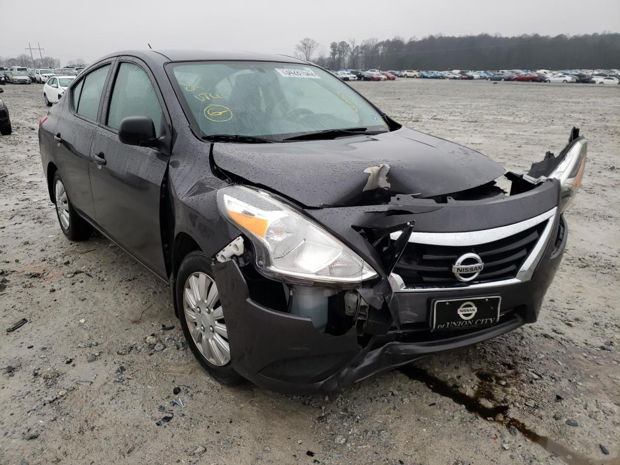 NISSAN VERSA S 2015 with VIN 3N1CN7AP0FL816675 - Photo from auction