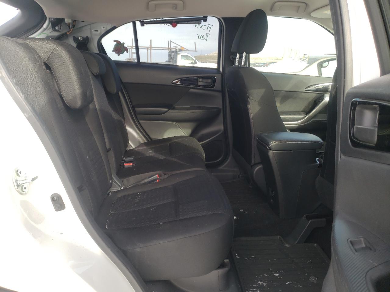 Photo 6 from auction – 2018 MITSUBISHI ECLIPSE CR with VIN JA4AT4AA0JZ047840