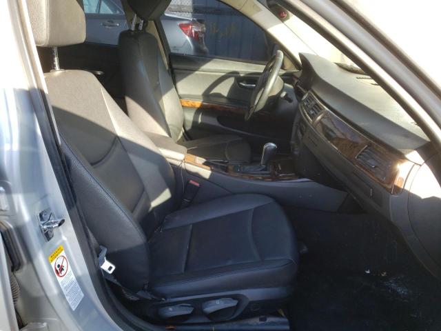 Photo 5 from auction – 2006 BMW 325 I with VIN WBAVB13566KX38361