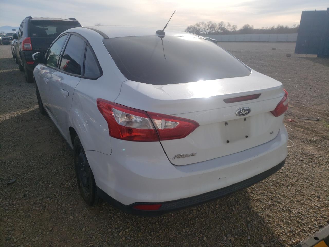 Photo 3 from auction – 2012 FORD FOCUS SE with VIN 1FAHP3F27CL356947