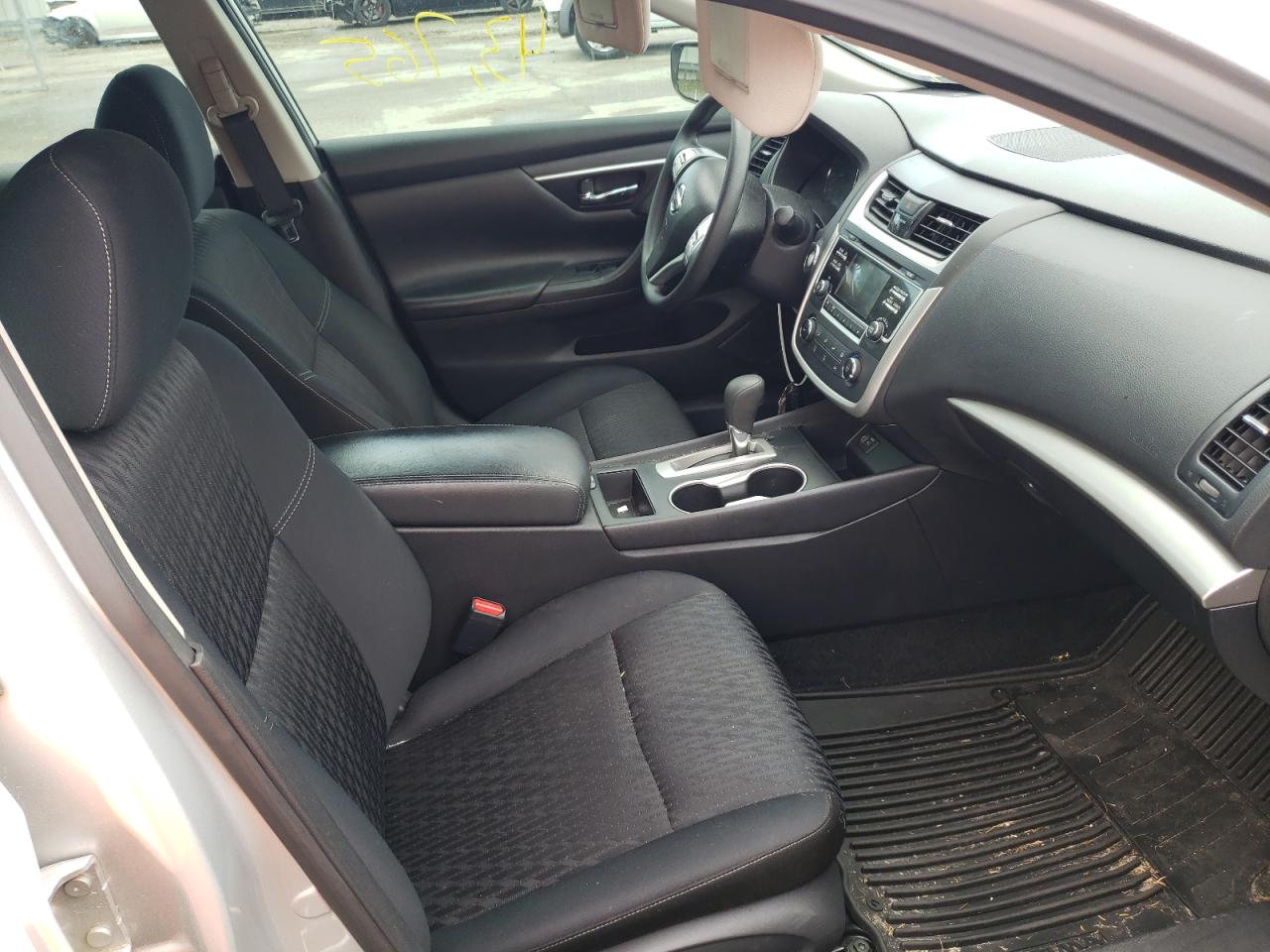 Photo 5 from auction – 2017 NISSAN ALTIMA 2.5 with VIN 1N4AL3AP0HC476516