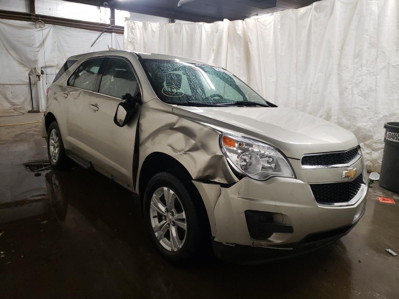 CHEVROLET EQUINOX LS 2015 with VIN 2GNFLEEK7F6100855 - Photo from auction