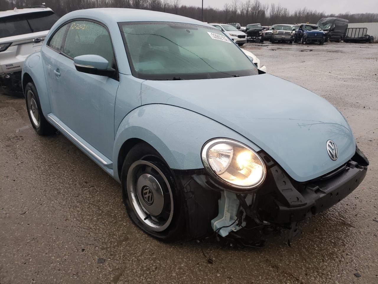 VOLKSWAGEN BEETLE 2012 with VIN 3VWJP7AT8CM624547 - Photo from auction