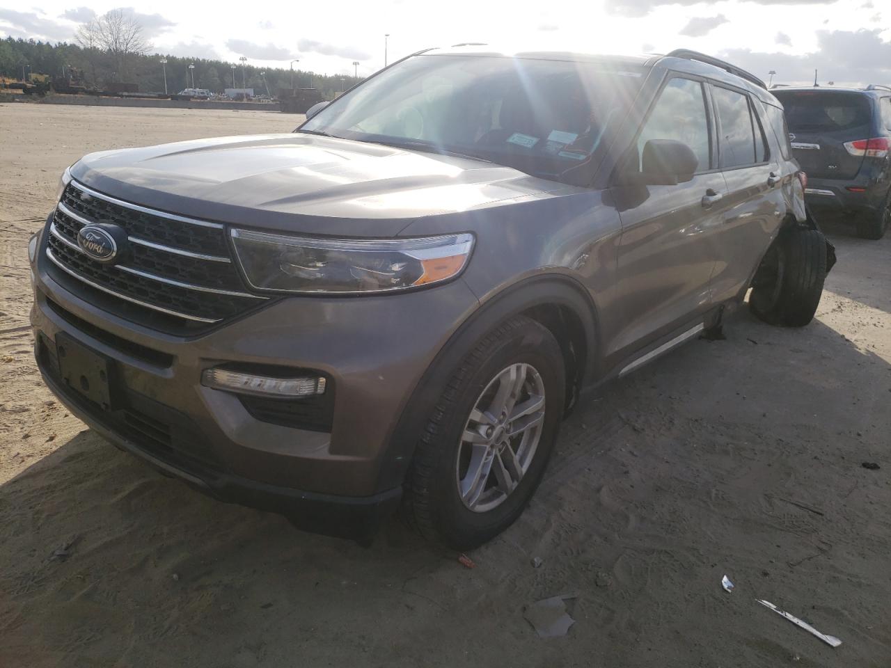 Photo 2 from auction – 2021 FORD EXPLORER X with VIN 1FMSK8DH1MGA53848