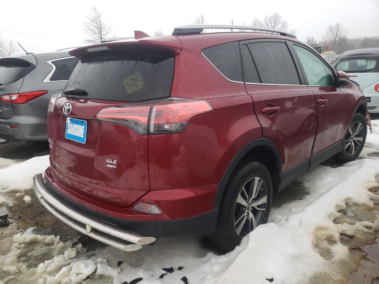 Photo 4 from auction – 2018 TOYOTA RAV4 ADVEN with VIN 2T3RFREV0JW784188