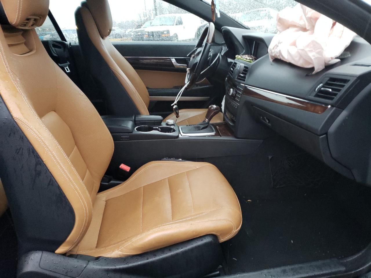 Photo 5 from auction – 2011 MERCEDES-BENZ E 550 with VIN WDDKK7CF7BF041579