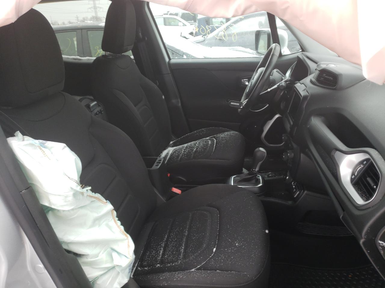Photo 5 from auction – 2018 JEEP RENEGADE L with VIN ZACCJBBB6JPJ15229
