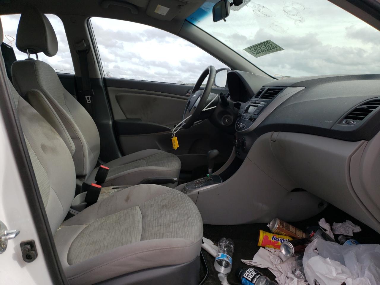 Photo 5 from auction – 2017 HYUNDAI ACCENT SE with VIN KMHCT4AE3HU376259