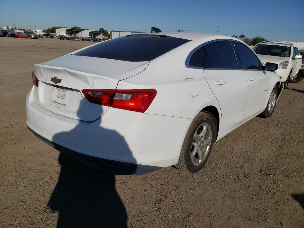 Photo 4 from auction – 2017 CHEVROLET MALIBU LS with VIN 1G1ZB5ST1HF211361