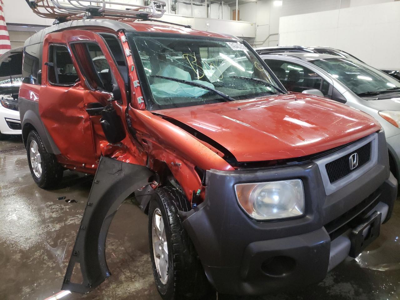 HONDA ELEMENT EX 2003 مع رقم تعريف المركبة 5J6YH28553L023536 - صورة من المزاد
