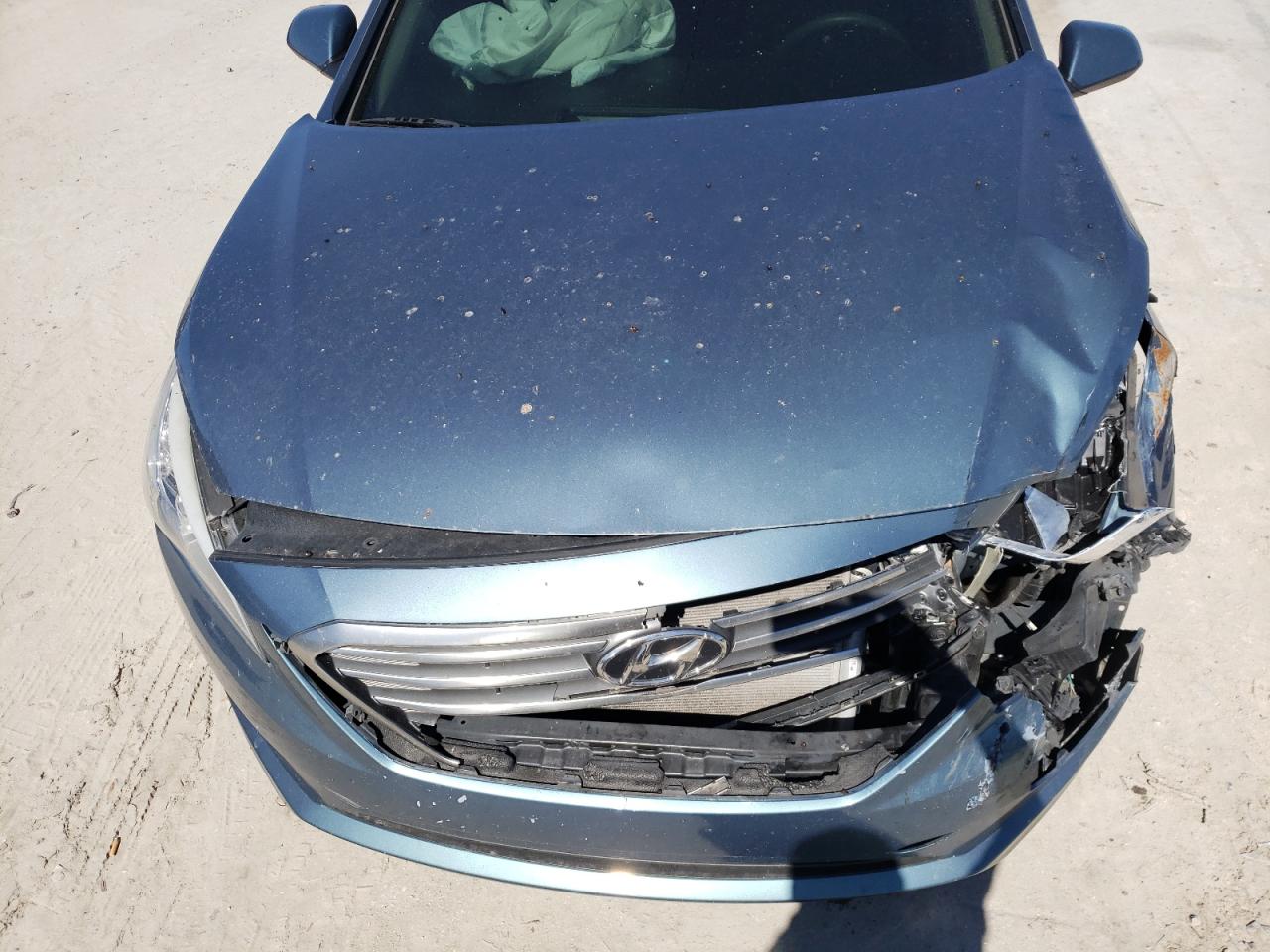 Photo 7 from auction – 2016 HYUNDAI SONATA SE with VIN 5NPE24AF3GH385917