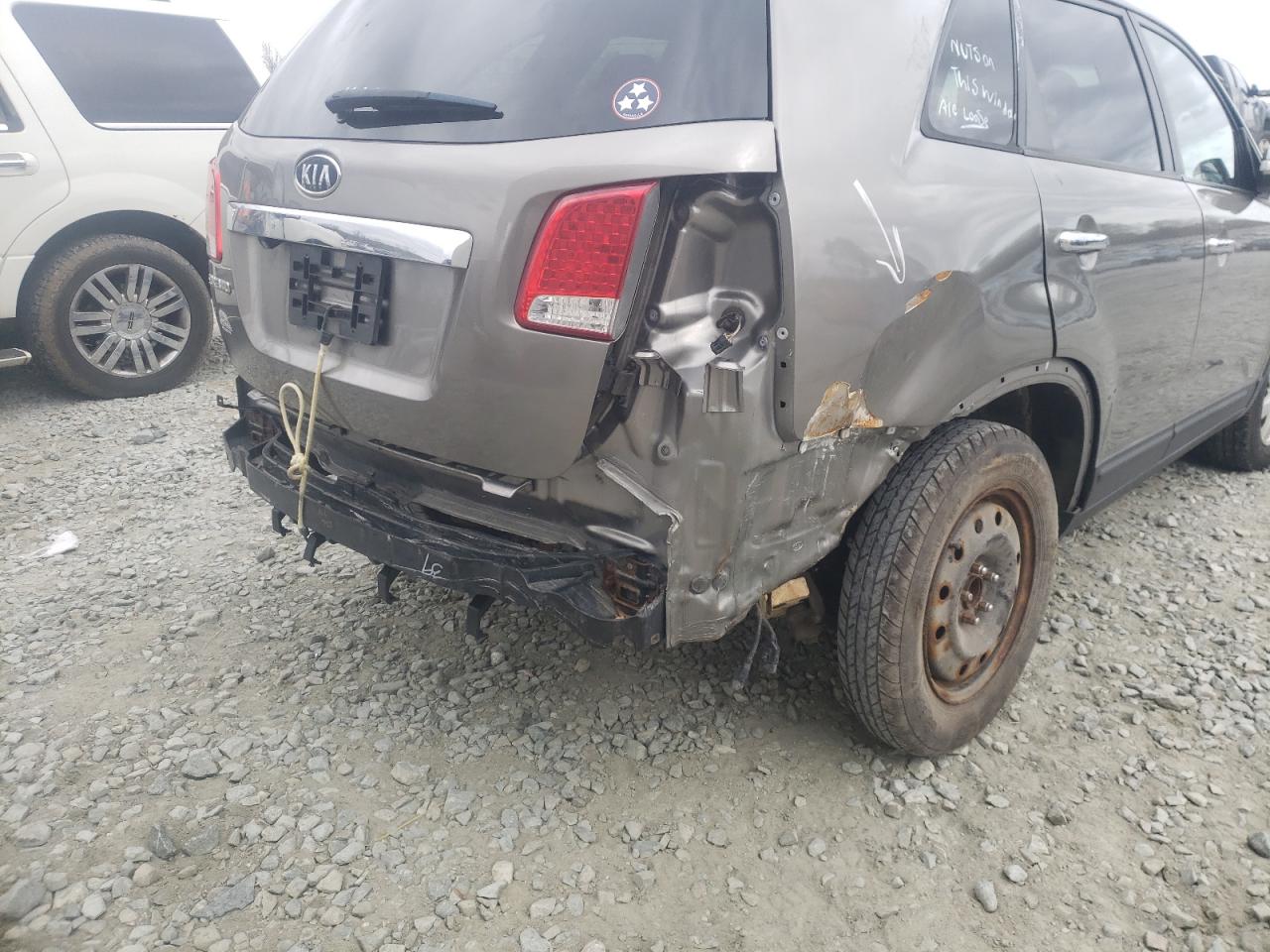 Photo 9 from auction – 2012 KIA SORENTO BA with VIN 5XYKT3A63CG231543