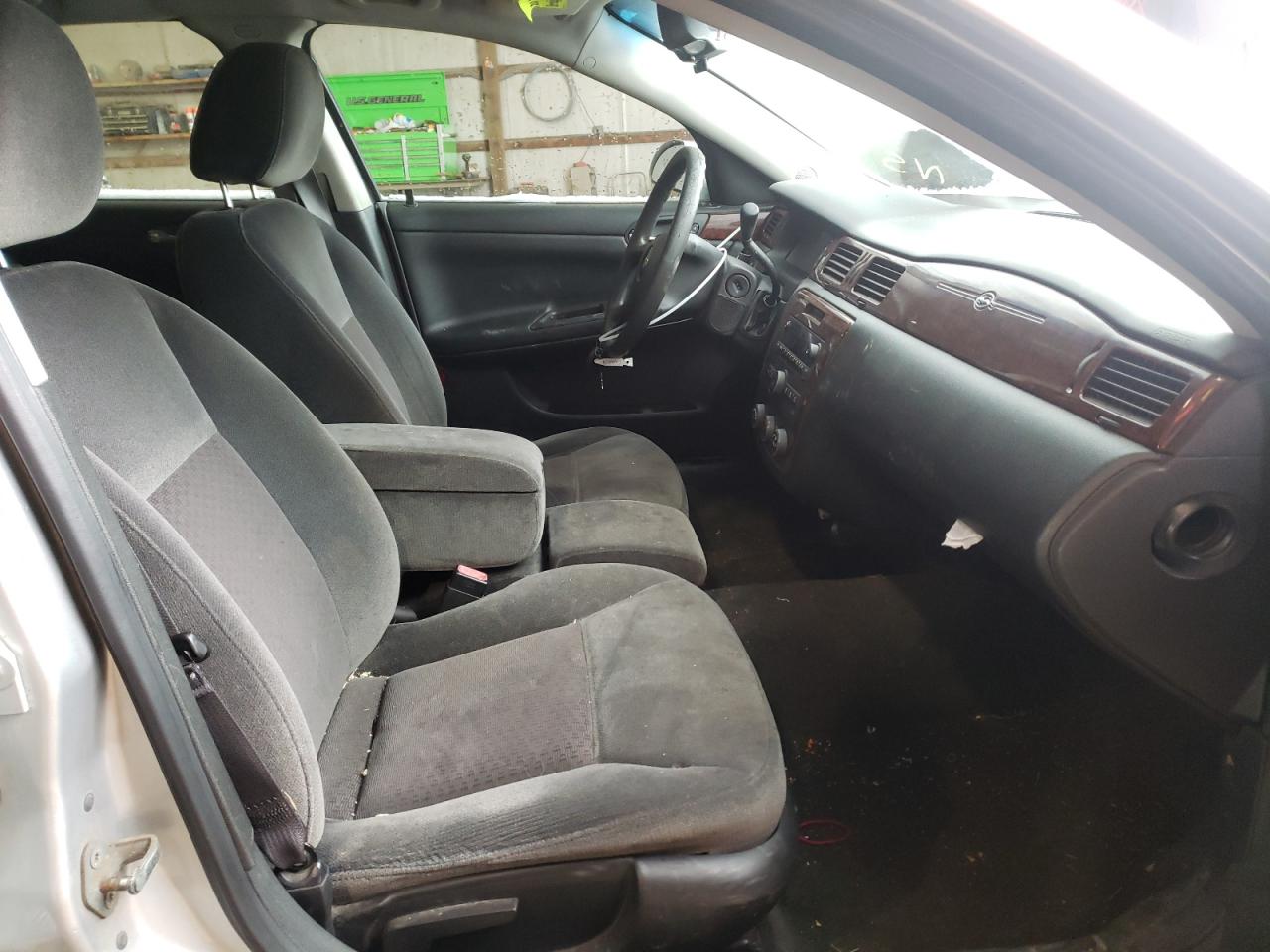 Photo 5 from auction – 2011 CHEVROLET IMPALA LS with VIN 2G1WA5EK3B1326020