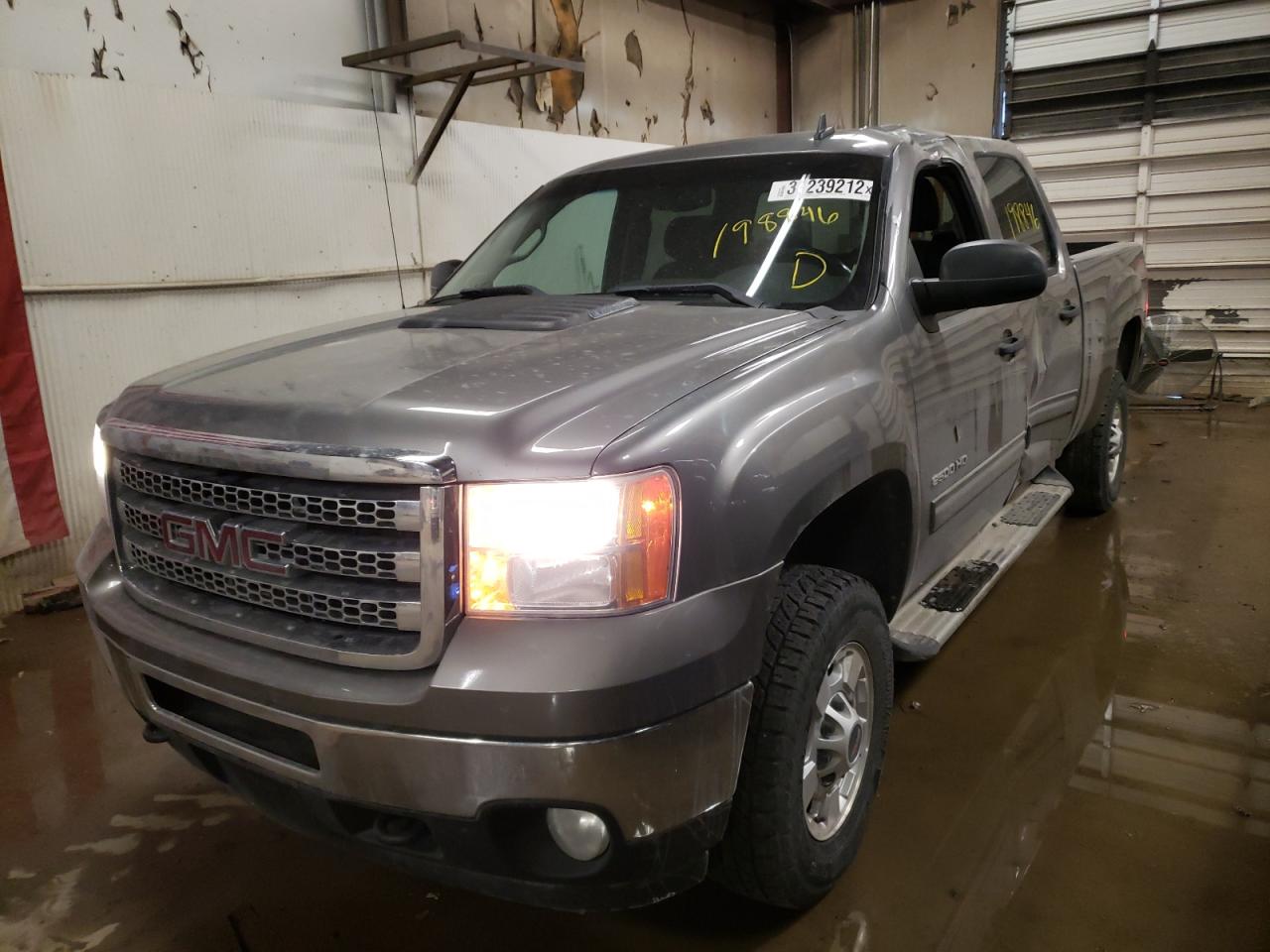 Photo 2 from auction – 2013 GMC SIERRA K25 with VIN 1GT120CG8DF220304