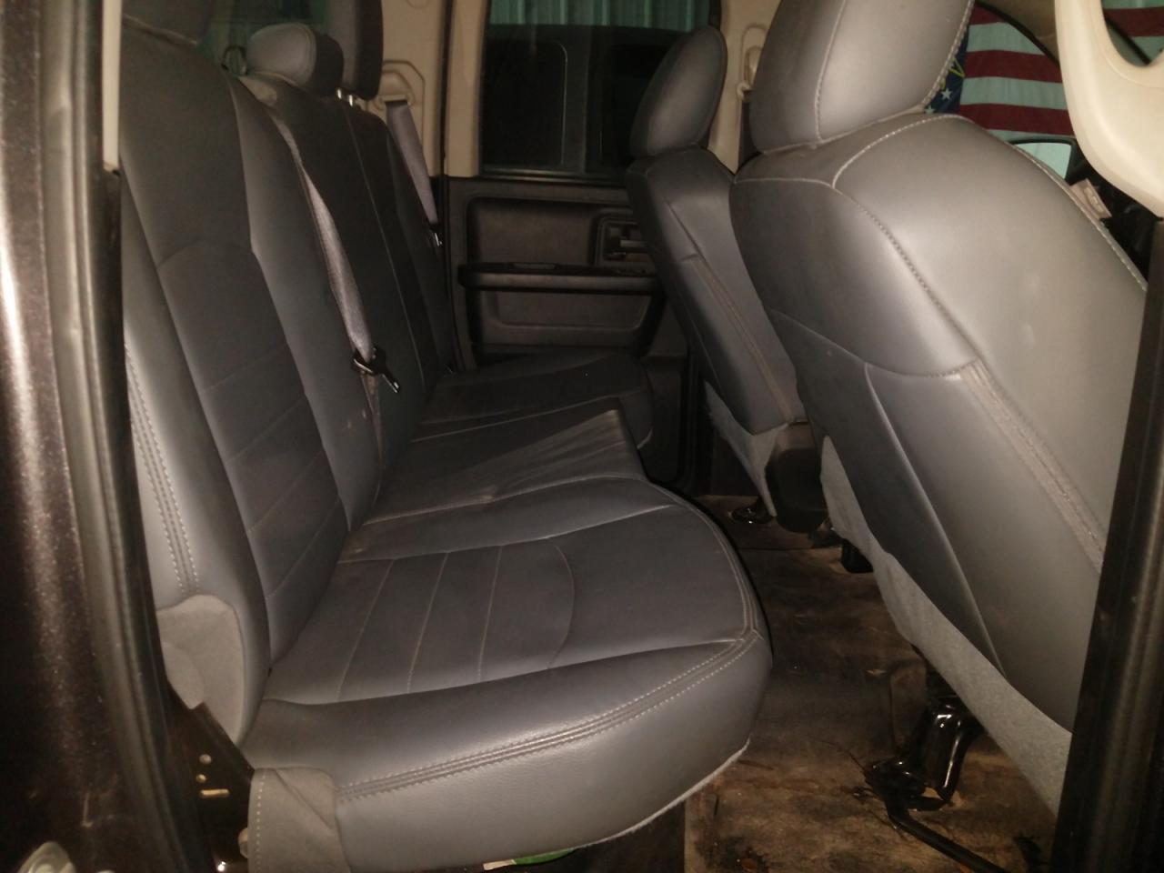 Photo 6 from auction – 2019 RAM 1500 CLASS with VIN 1C6RR6FG7KS685830