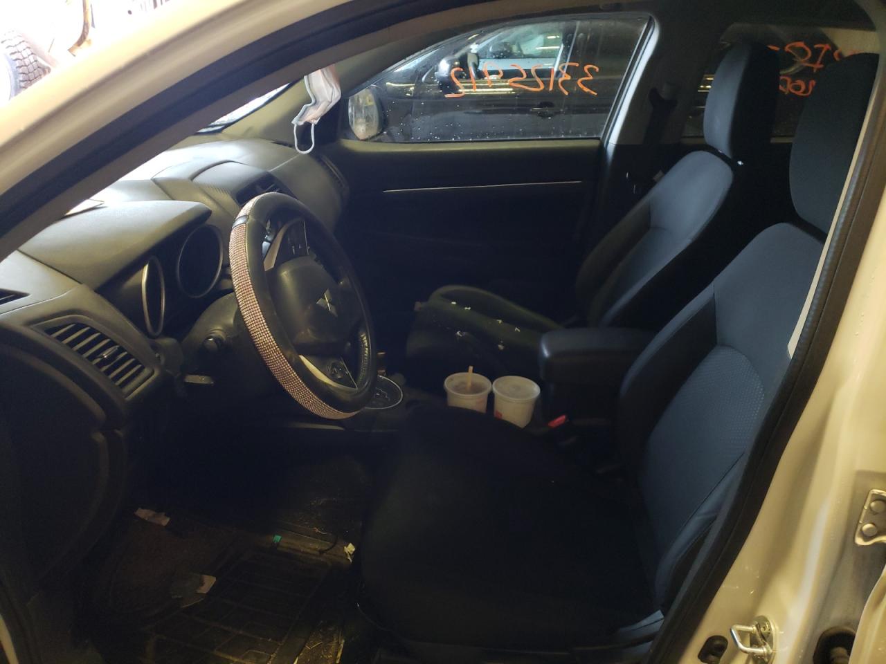 Photo 5 from auction – 2015 MITSUBISHI OUTLANDER with VIN 4A4AP3AU3FE048275