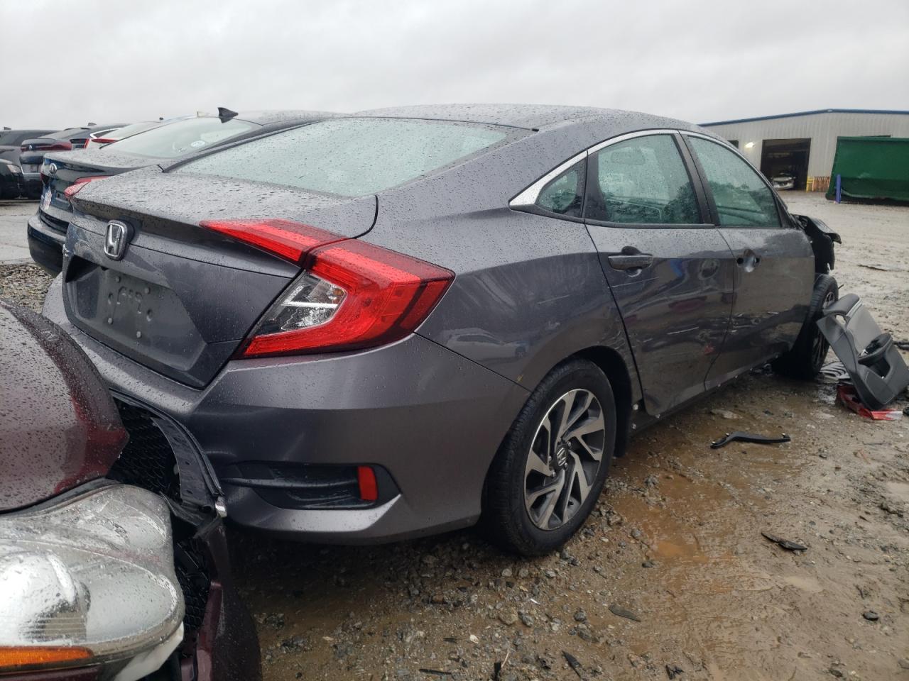Photo 4 from auction – 2016 HONDA CIVIC EX with VIN 19XFC2F79GE239825