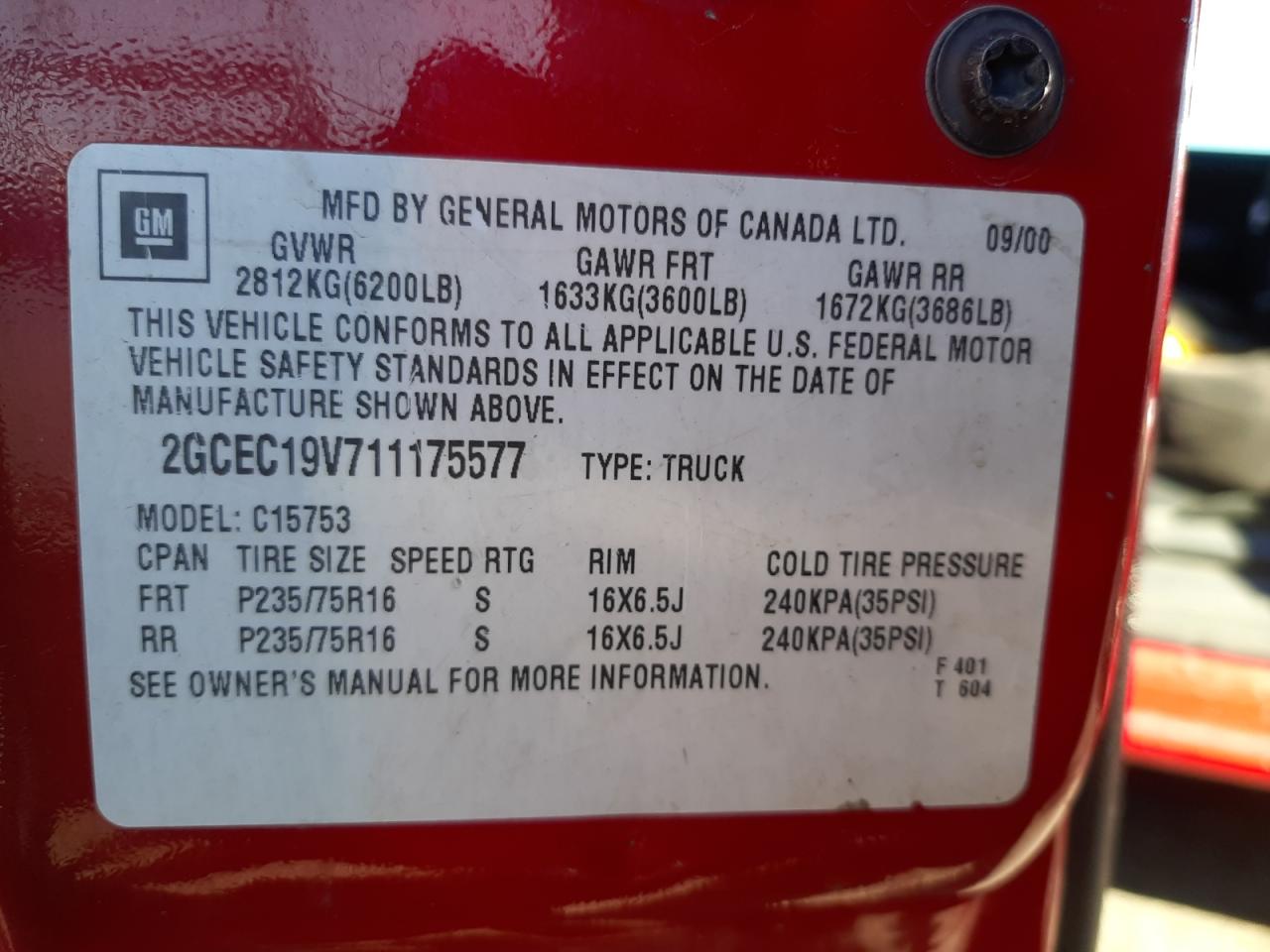 Photo 10 from auction – 2001 CHEVROLET SILVERADO with VIN 2GCEC19V711175577