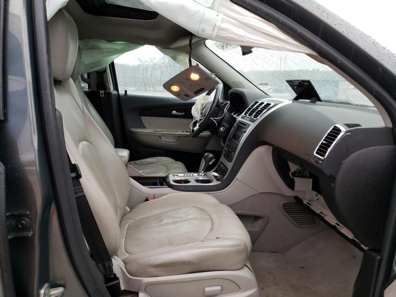 Photo 5 from auction – 2011 GMC ACADIA SLT with VIN 1GKKRRED9BJ244472