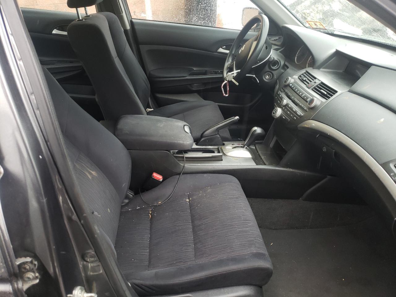 Photo 5 from auction – 2012 HONDA ACCORD LX with VIN 1HGCP2F35CA157318