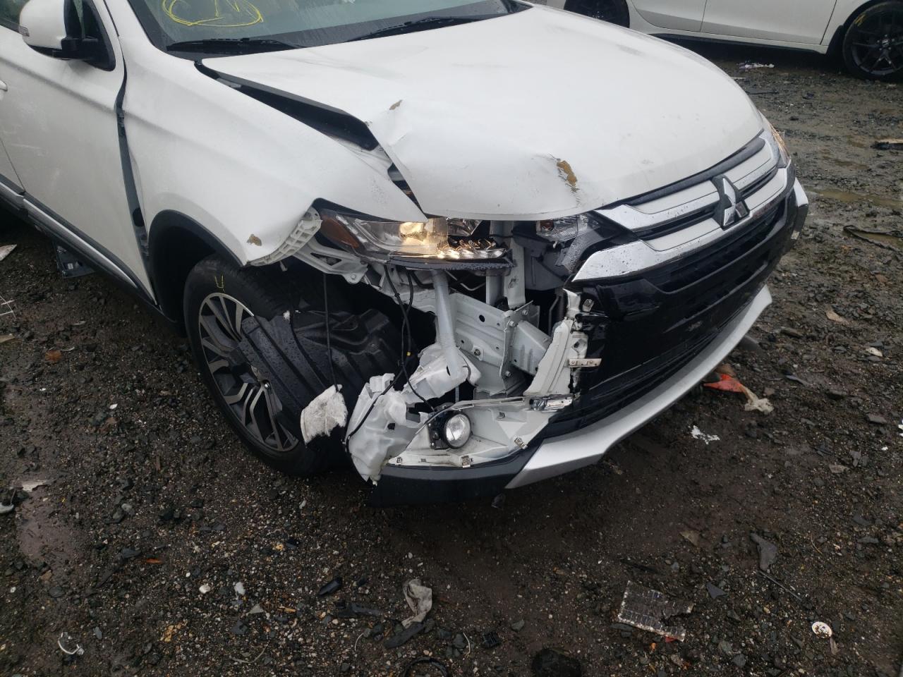 Photo 9 from auction – 2018 MITSUBISHI OUTLANDER with VIN JA4AD3A33JZ014565
