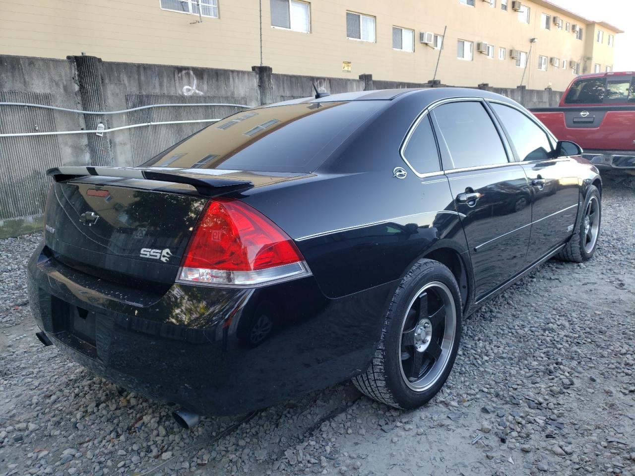 Photo 4 from auction – 2006 CHEVROLET IMPALA SUP with VIN 2G1WD58C569199662