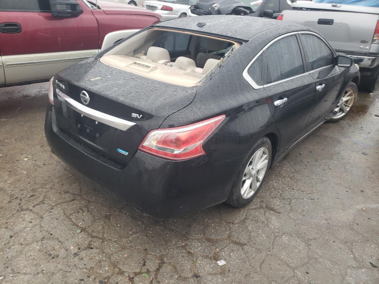 Photo 4 from auction – 2013 NISSAN ALTIMA 2.5 with VIN 1N4AL3AP7DN404369