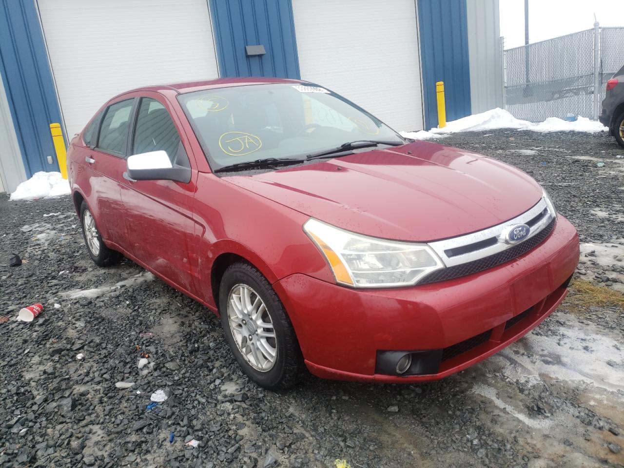 FORD FOCUS SE 2011 with VIN 1FAHP3FN3BW155621 - Photo from auction